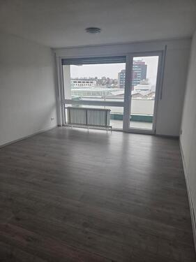 Foto - Frischrenovierte 3-Zi-Wohnung mit Balkon