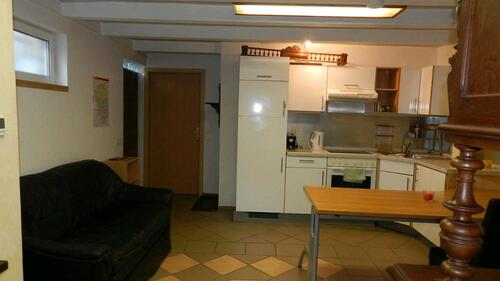 Foto - Möbelierte Souterrain 1,5R Wohnung Grenze Mahlsdorf Süd
