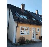 renoviertes Reihenmittelhaus in Heimstetten - Kirchheim bei München
