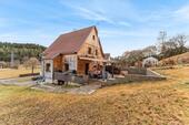 Foto - Einfamilienhaus mit großer und sonnige Garten und Terrasse