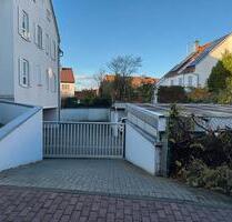 Überdachter Stellplatz in abgeschlossener Garage zu vermieten - Friedrichsdorf