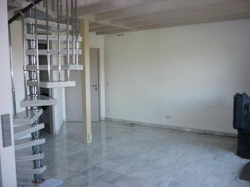 Foto - Etagenwohnung zur Miete in Esslingen am Neckar