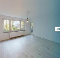 **Sanierte 3-Zimmer-Wohnung mit EBK und BALKON** - Tasdorf