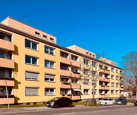 Foto - Frisch renovierte 3,5 Zimmerwohnung mit Balkon und Einbauküche