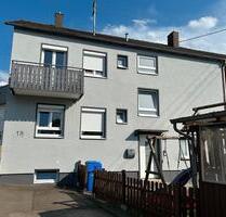 Modern, Stilvoll, Bezugsfrei. Geräumiges Einfamilienhaus - Rosenfeld