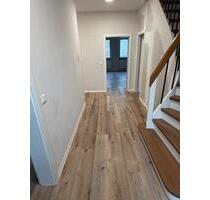 Kernsanierte Wohnung zu Vermieten - Neustadt (Hessen)