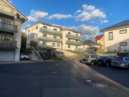 Foto - Barrierefreie 3-Raum-Mietwohnung mit Sonnenbalkon und Gartenanteil – Am Wartenberg in Eisenach