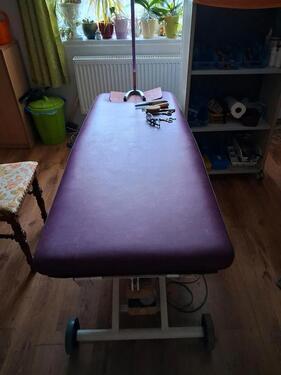 Foto - Hundesalon Tische - 399,00&nbsp;EUR Kaltmiete,