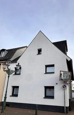 Foto - Zentraler geht es nicht! Modernisiertes EFH in Korschenbroich