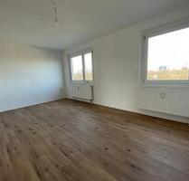 Komplett sanierte 75m² Wohnung in Apolda - 2 Raum
