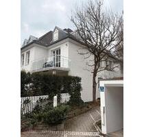 Absolut ruhige 3-Zimmer-Wohnung mit Balkon in der Menterschwaige - München Giesing