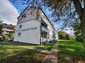 Foto - Schicke 4-Zimmer-Wohnung in frisch modernisiertem Wohnhaus