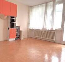 Helle große 3-Zimmer-Wohnung in Schwenningen mit zwei Balkonen - Villingen-Schwenningen