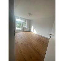 1 Zimmer in Top Lage in 2er Frauen Wg frei ab 1.1.26!✨ - Stuttgart Stuttgart-Ost