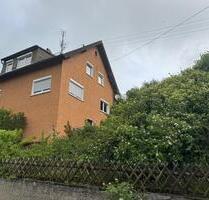 1-2 Familienhaus in Zöschingen - 359.000,00&nbsp;EUR Kaufpreis, ca.&nbsp; 170,00&nbsp;m&sup2; in Zöschingen (PLZ: 89447)