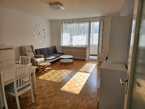 Foto - Schöne, helle 2-Zi.-Wohnung mit Balkon, unvermietet, bezugsfrei