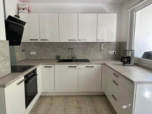 Foto - Helle 3,5-Zimmer Wohnung inkl. Küche, frisch renoviert