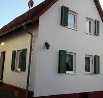 Kleines, freistehendes Haus in Glashütten