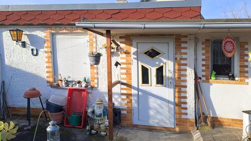 Foto - Kleingarten Leipzig Grünau ''Laube mit schöner Sitzecke''