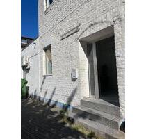 *„Gewerbefläche – Krefeld – Sofort“*