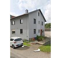 Charmante 5ZKB-Wohnung mit sep. Eingang Nähe A5 - Mücke