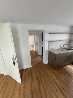 Foto - !!!Wohnung !!! 2 ZKB mit überdachten Balkon