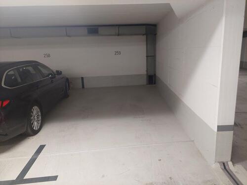 Foto - Einzelstellplatz in gepflegter Tiefgarage