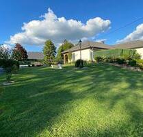 Gepflegtes Einfamilienhaus mit 9 Zimmern und Garage in Höhn