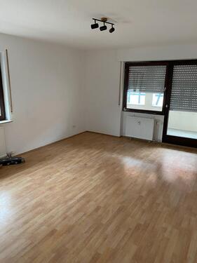 Foto - Helle 2 Zimmer Wohnung mit Balkon in Leonberg Eltingen