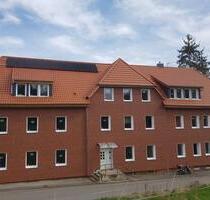 Mehrfamilienhaus nah an der Natur, der stille Kontrast zur Stadt. - Delligsen