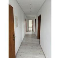 3-Zimmer Dachgeschoss Wohnung - 700,00&nbsp;EUR Kaltmiete, ca.&nbsp; 75,00&nbsp;m&sup2; in Euerbach (PLZ: 97502)