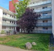Helle 3-Zimmer-Wohnung mit 2 Bädern, Aufzug, Balkon & Tiefgarage - Neuss