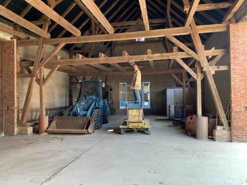 Foto - Stellplatz Klein Lafferde, in Scheune für Wohnmobil Wohnwagen