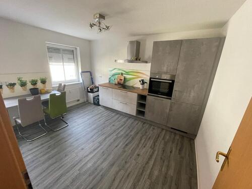 Foto - 2-Raum-Wohnung in ruhiger Lage - 330,00&nbsp;EUR Kaltmiete, ca.&nbsp; 57,00&nbsp;m&sup2;