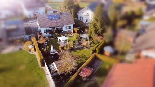 Foto - 10 Zimmer Mehrfamilienhaus, Wohnhaus in Lage