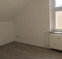 Renovierte 3-Zimmer-Dachgeschosswohnung in Marxloh zu vermieten! - Duisburg Hamborn
