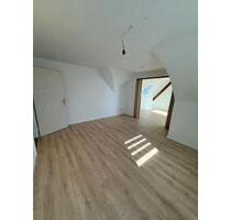 Exklusive 3,5-Zimmer Wohnung mit Balkon - Warthausen