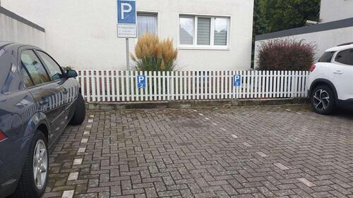 Foto - Außenstellplatz zu vermieten in Hannover Vinnhorst ruhige Seitenstraße direkt in Kanalnähe