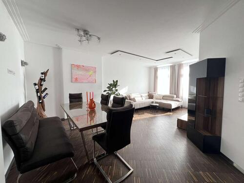 Foto - Modernisierter Altbaucharme: Exklusive 3-Zimmer-Wohnung in beliebter Lage in Nürnberg-Veilhof