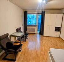 Möblierte 1-Zimmerwohnung mit Balkon Nähe Sky Line Plaza - Frankfurt am Main Gutleutviertel