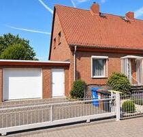 PROVISIONSFREI: Doppelhaushälfte mit großem Garten,Garage & Kamin - Magdeburg Lemsdorf
