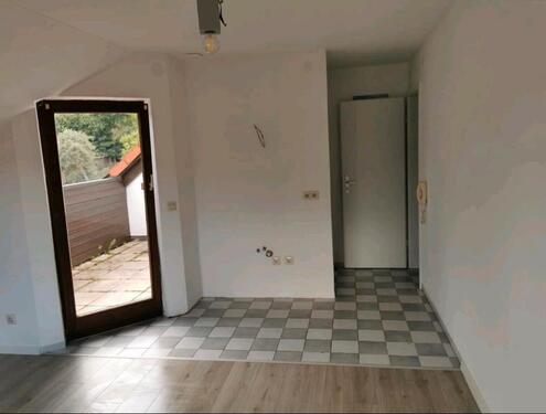 Foto - 1 Zimmer Dachgeschoss Wohnung - 660,00 EUR Kaltmiete,