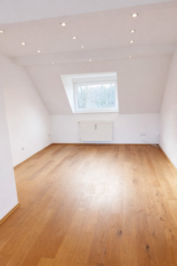 Foto - Dachgeschoßwohnung in Essen zur Miete