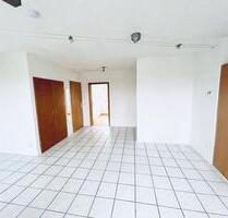 3 Zimmer Wohnung mit eigenem Parkplatz Dachgeschoss - Castrop-Rauxel Becklem