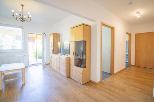 Foto - Möblierte 2-Zimmer Erdgeschosswohnung mit Terasse und Stellplatz