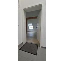 Moderne Dachgeschoßwohnung - mit Aufzug und großer Terrassennutzung in Biedenkopf