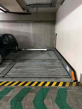 Foto - Stellplatz Tiefgarage Regensburg, Asternweg, nahe Papier Liebl.