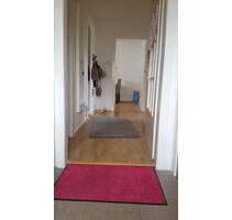 Sundern Stadt 50 qm DG-Wohnung + 15 qm Balkon ab. 01.05.2026 - Sundern (Sauerland)