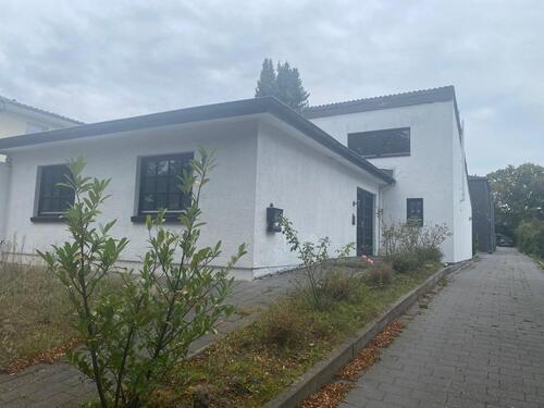 Foto - Interessantes Architektenhaus zu vermieten
