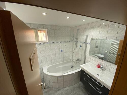 Foto - WG in Eislingen 1 Zimmer, Küche, Bad , WZ,550 €